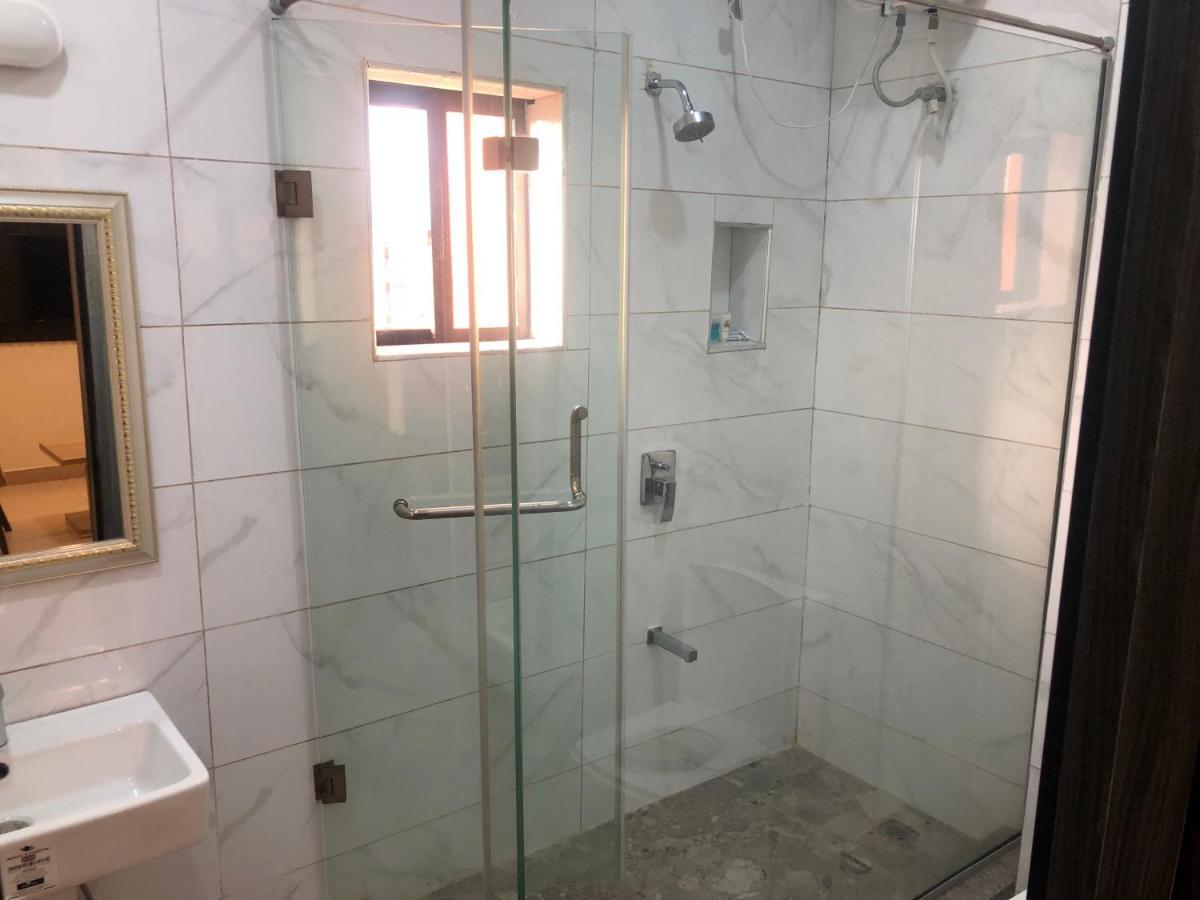 Roban Hotels Limited Enugu Eksteriør billede