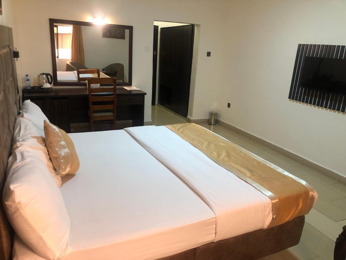 Roban Hotels Limited Enugu Eksteriør billede